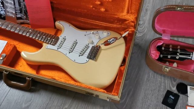 This weeks arrivals! 13 Guitars! Gibson 1959 Reissue, Martin John Mayer, Fender YJM & More смотреть онлайн