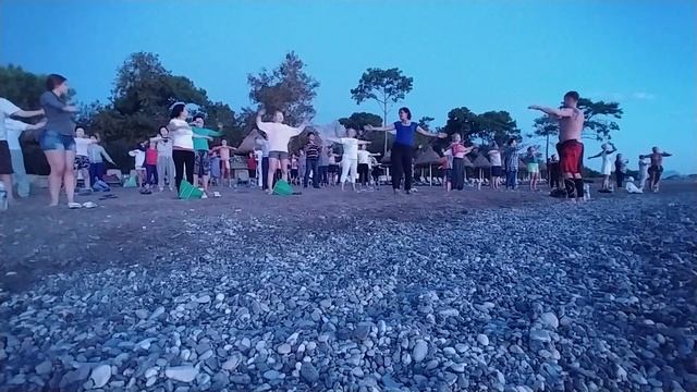 Утренняя зарядка с Александром Подпориным. смотреть онлайн