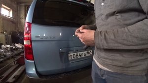 Как Снять буквы Эмблему с Авто