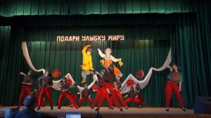 Танец "100 лет спустя".