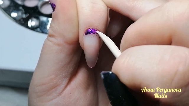 коррекция ногтей себе. интесный дизайн