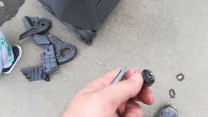 Снятие сидения Chevrolet Cobalt