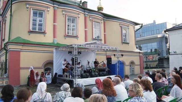 Праздник «Духов день в Суконной cлободе»