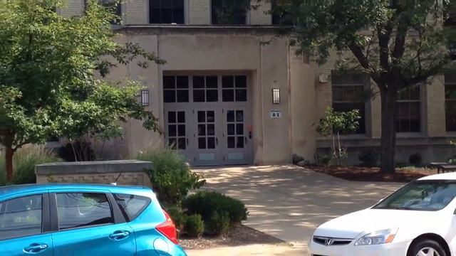 Mellon Jr. High School смотреть онлайн