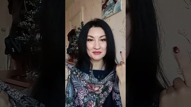 КАК ПОВЯЗАТЬ КРАСИВЫЙ ШЕРСТЯНОЙ ПЛАТОК НА ГОЛОВУ?