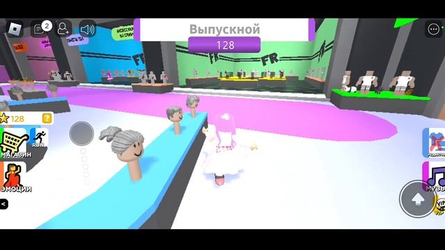 ИГРАЮ В ПОКАЗ МОД // Roblox Fashion Show #roblox