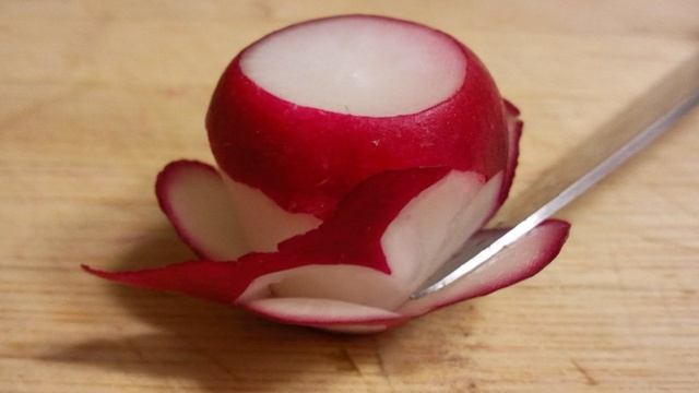 Розочки из редиски