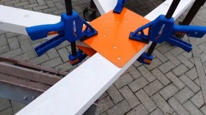 196 Изготовление деревянных ферм навеса для автомобиля