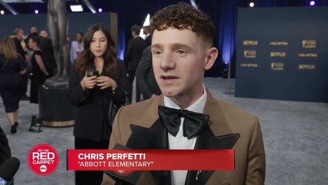 Lisa Ann Walter on finding a true family with "Abbott Elementary" castmates смотреть онлайн