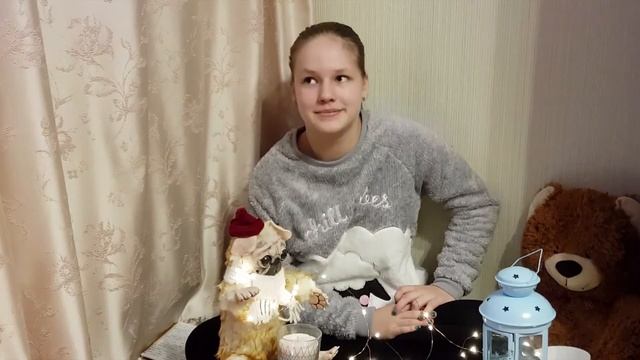 Чем кормить хомяка? Мой хомяк спит в миске с кормом!?