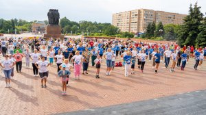 «Бодрое утро» на Октябрьской площади