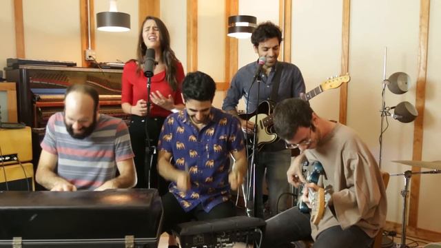 2 Become 1 - Spice Girls - Live FUNK remix ft. Rozzi смотреть онлайн