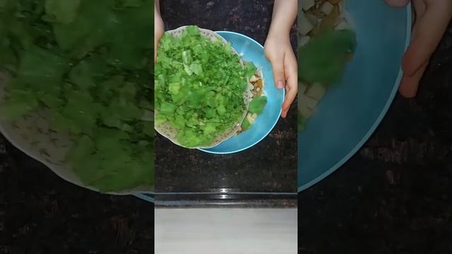 Салат. Очень вкусный.?