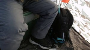Первая зимняя рыбалка в палатке.