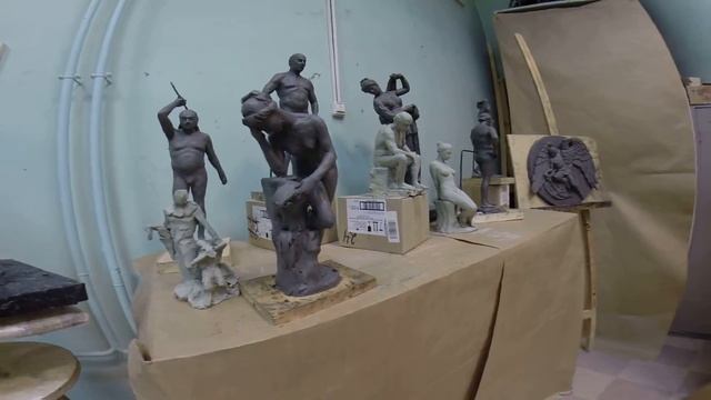 2-ой курс, мастерская у Саши с Леной смотреть онлайн