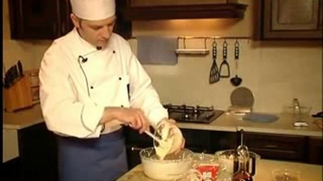 Творожный десерт: видеорецепт от Valio