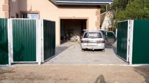компания Новый Стиль установила распашные ворота с линейными приводами ДорХан