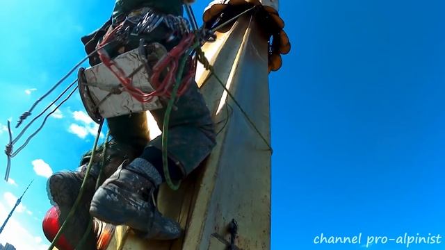 Обследование Золотого Шпиля высотой 97м. главного павильона ВДНХ смотреть онлайн