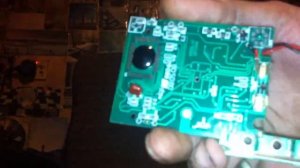 Разбор мультиметра DT830B