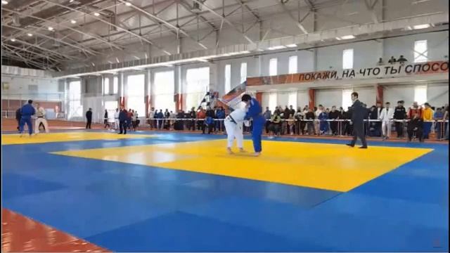 Спорная схватка на первенстве СКФО до 21 года. смотреть онлайн