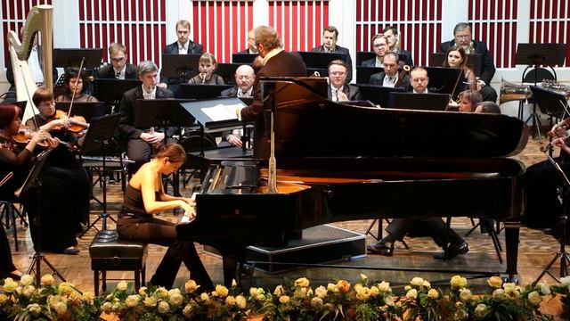 07.11.21 "Большие юбилеи: Дворжак и Лист". Дирижёр Игорь Каждан, фортепиано Людмила Мадонова смотреть онлайн