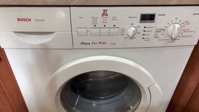 Как стирать , если нет воды ? Лайфхак для Донбасса смотреть онлайн