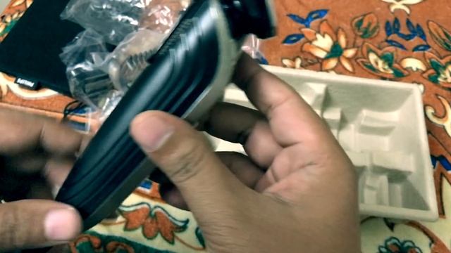 Philips Series 7000 Multigroom All in one trimmer смотреть онлайн