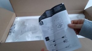 Samsung Smart Monitor M5 32 Inch White 2022 Unboxing