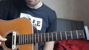 Des motifs moyen-orientaux à la guitare