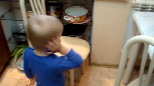 Ребенок начинает говорить на своем языке