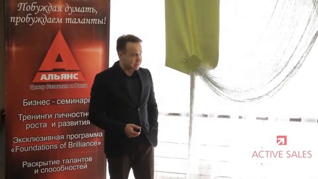 Как научить продавать дизайнеров мебели. Виталий ДУБОВИК, Школа Мебельного Дела. Тренинг продаж.