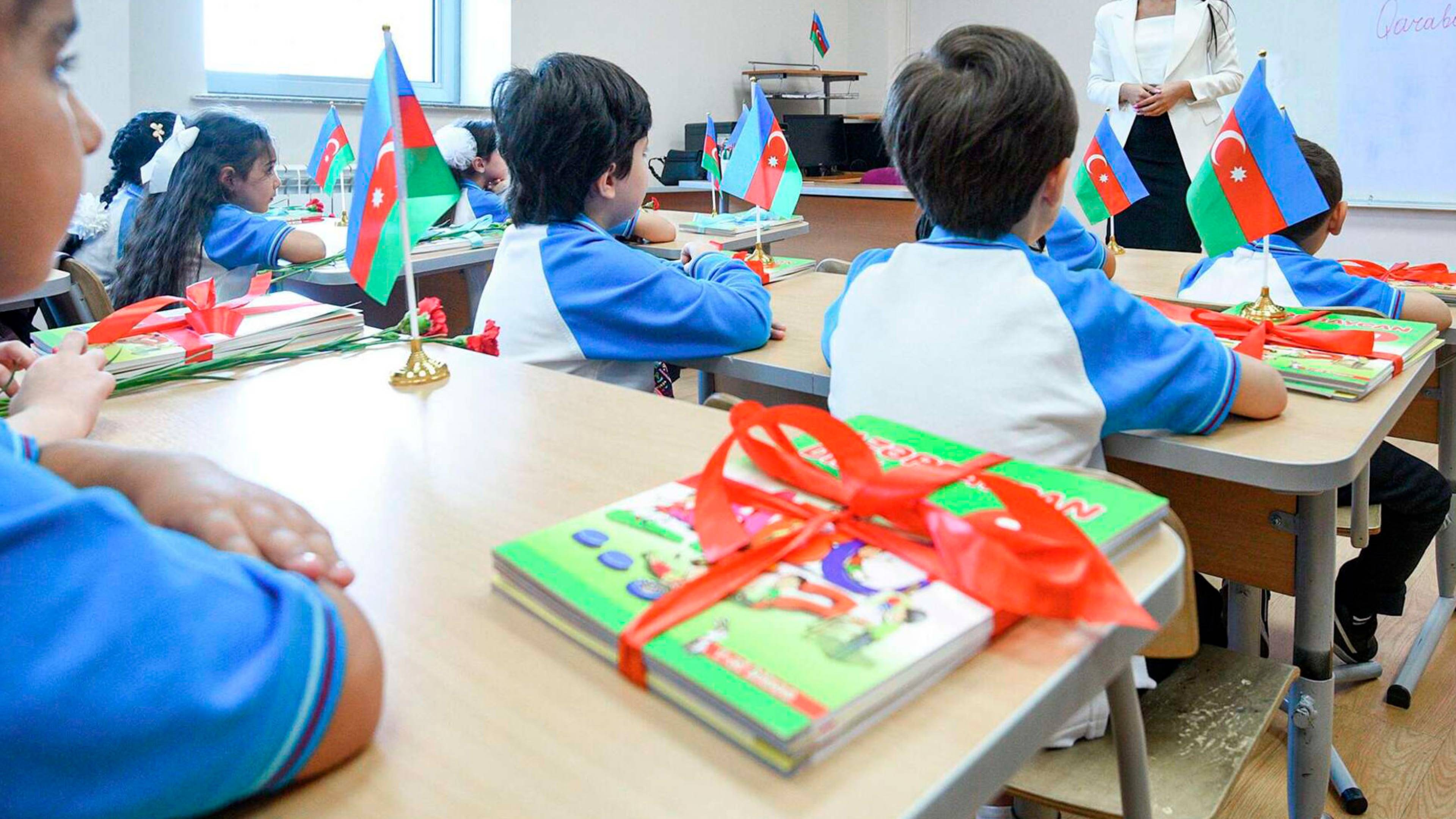 Новый учебный год в Азербайджане стартует 15 сентября смотреть онлайн