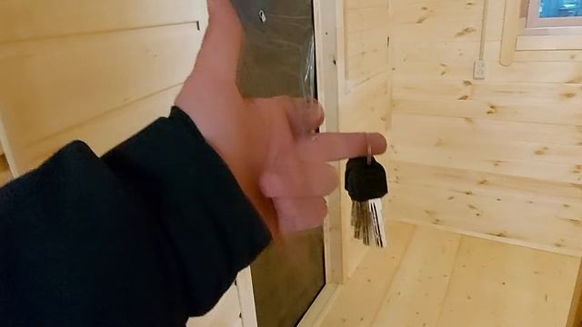 Каркасная баня под ключ с металлической дверью. смотреть онлайн