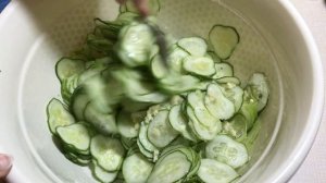 Самый быстрый салат на зиму из свежих огурцов