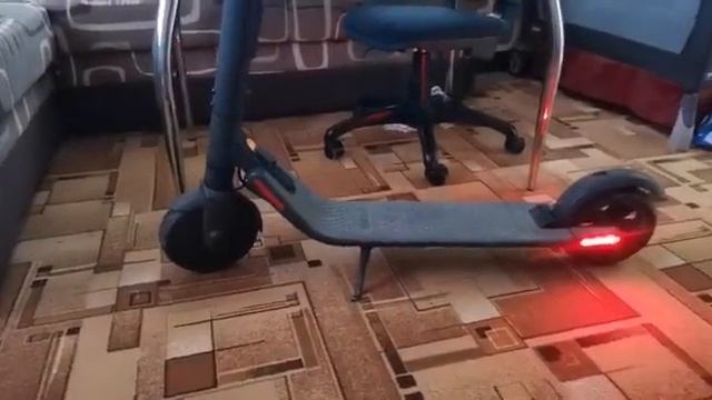 Электро самокат Ninebot ES2 смотреть онлайн