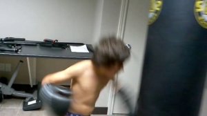 Боксерская груша. Тренировка для настоящих мужчин!