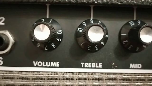 Fender Frontman 212R settato per le sonorità di GILMOUR. смотреть онлайн