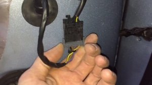 Снятие бокового зеркала на Opel Astra J.