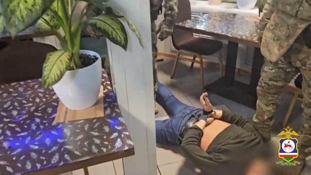 В Якутии правоохранители задержали подозреваемых в посредничестве и получении взятки