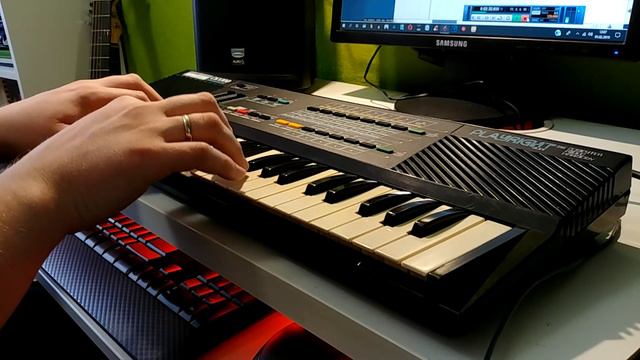 Amstrad CKX100 home keyboard sound demo смотреть онлайн