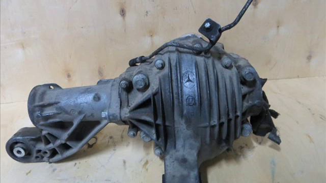 Редуктор передний Мерседес w251 A1643302602 смотреть онлайн