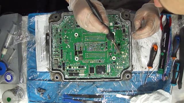 разборка блока EDC Renault Premium DXI смотреть онлайн