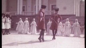 Ансамбль «Алан». Ингушский (Горский) танец. Исполняют ингуш Дидигов и осетин Булацев.