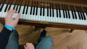 блюзовое фортепиано в Frank Sinatra - That's Life (OST "Joker")