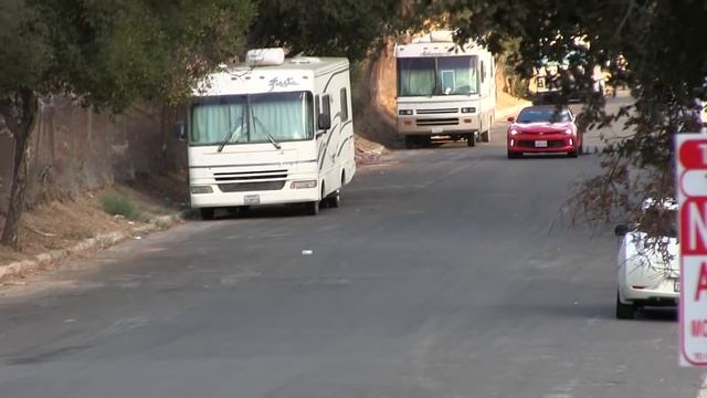 2018 Chevrolet Camaro 2.0 Turbo Convertible (275 HP) TEST DRIVE смотреть онлайн