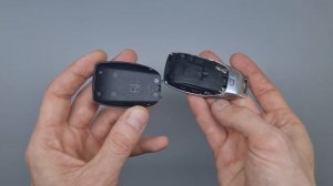 Чип Ключ зажигания Мерседес GLE, GLC, W222, V167, X167, W213, W206 замена батарейки элемента питани