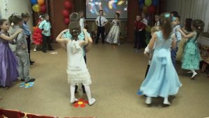 "Полька " №10 муз. рук. Евтодьева А.