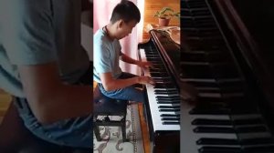 Полёт Шмеля. За 50 сек.!!!!!!!!