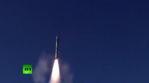 Береговой ракетный комплекс «Бастион» запускает ракеты в Сирии