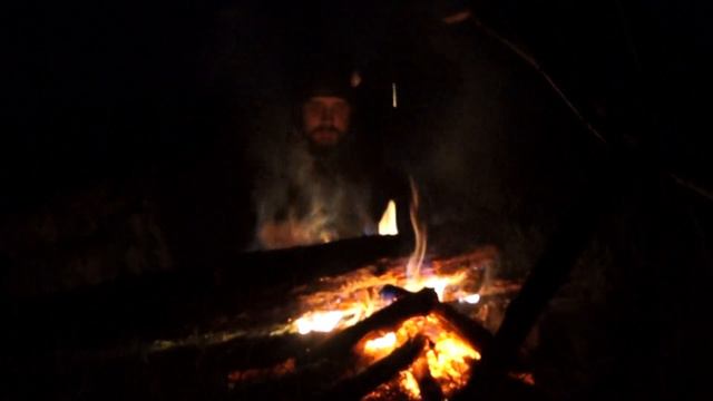 Поход в никуда. Лесные озера, байбары, затопленный карьер.